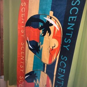 Scentsy Vibrant Tropical Beach Towel